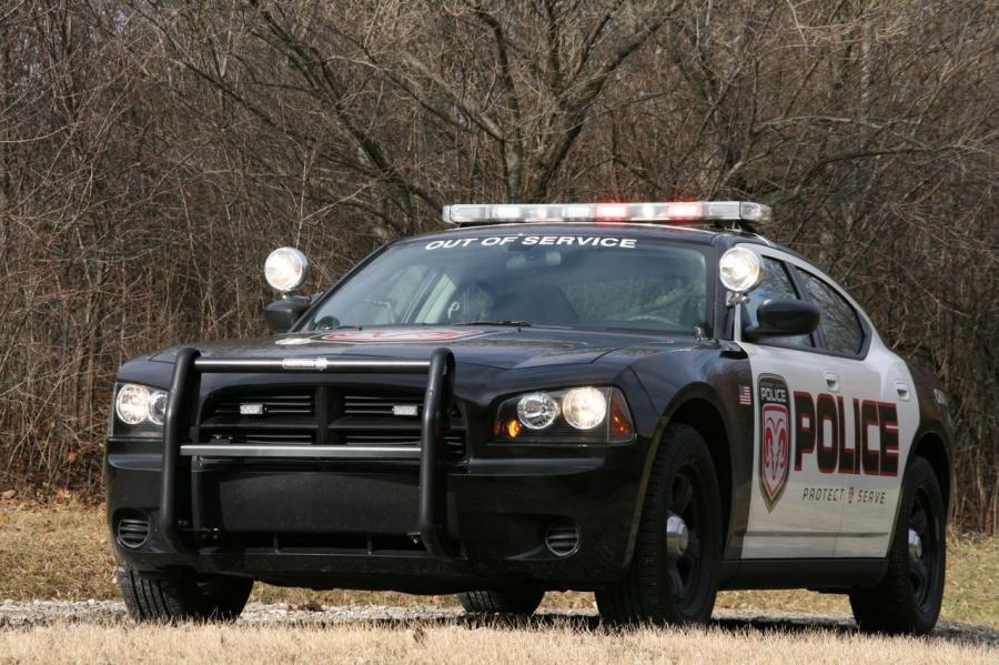  Dodge Charger Cop Car 2008 года  (фото 26 из 40)